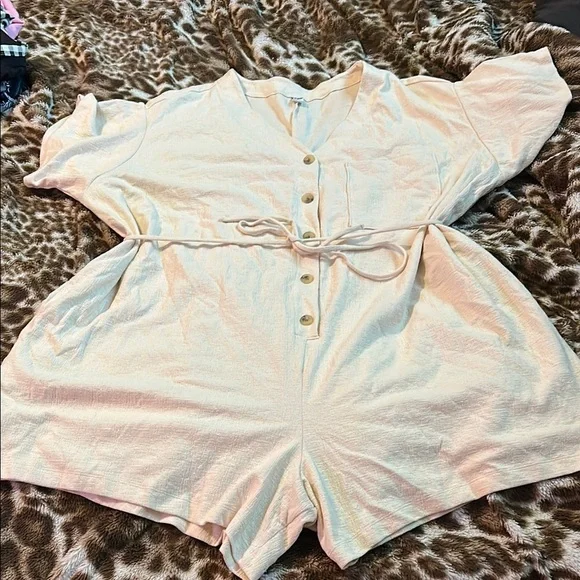Old Navy Light Cream Textured One piece - Picture 1 of 5